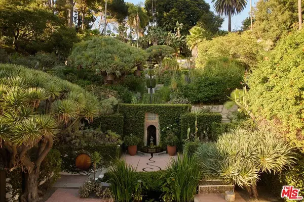 2666 Aberdeen Avenue, Los Angeles, CA 90027