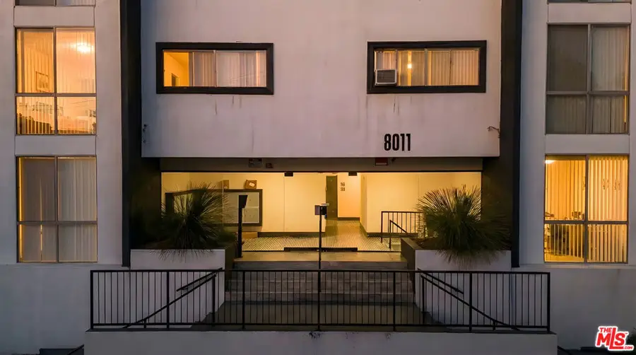 8011 Romaine Street, Los Angeles, CA 90046 - Image #2
