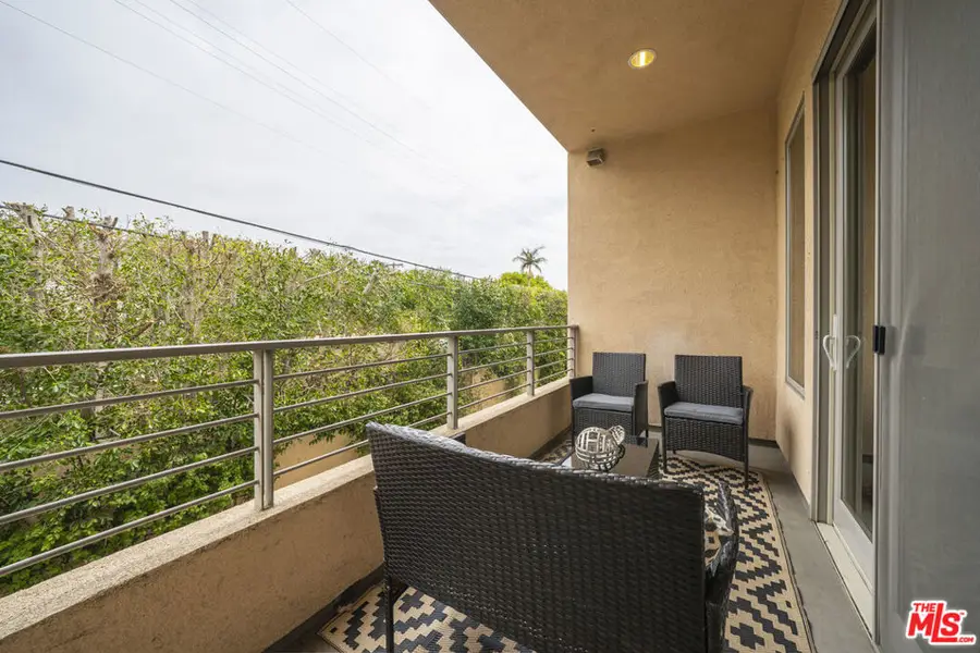 1318 Roxbury Drive #219, Los Angeles, CA 90035 - Image #3