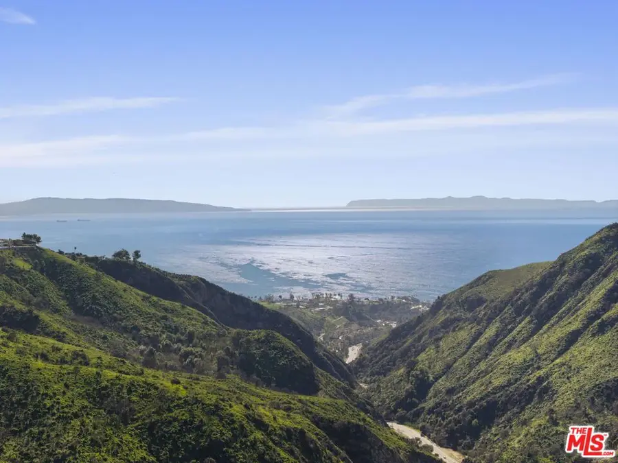 17128 Avenida De La Herradura, Pacific Palisades, CA 90272 - Image #3