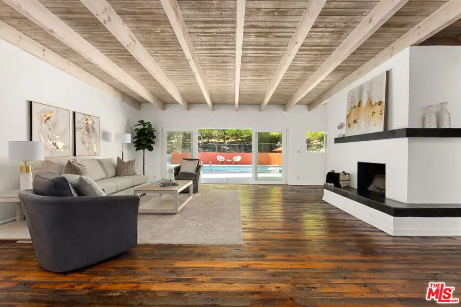 20330 Del Campo Place, Woodland Hills, CA 91364 - Image #3