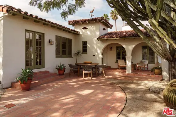 2439 Ronda Vista Drive, Los Angeles, CA 90027