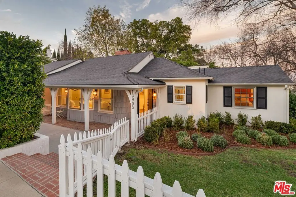 13905 Valley Vista Boulevard, Sherman Oaks, CA 91423 - Image #1