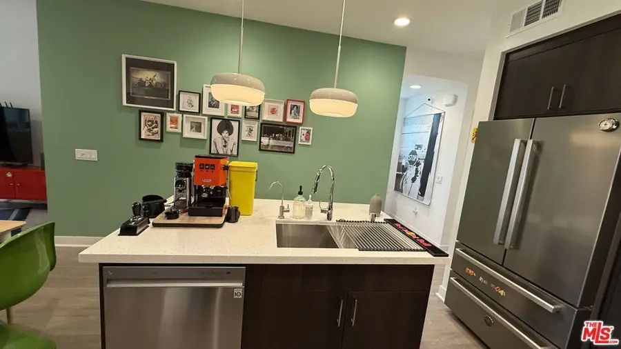 5079 Cedar Avenue, Long Beach, CA 90805 - Image #3