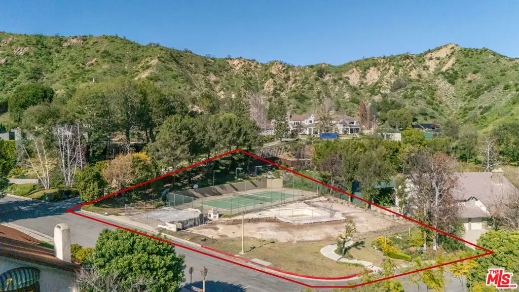 17706 Camino De Yatasto, Pacific Palisades, CA 90272 - Image #1