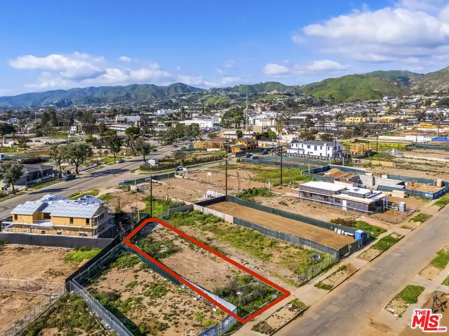 823 Galloway Street, Pacific Palisades, CA 90272 - Image #2