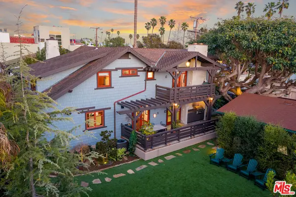 702 Navy Street, Santa Monica, CA 90405