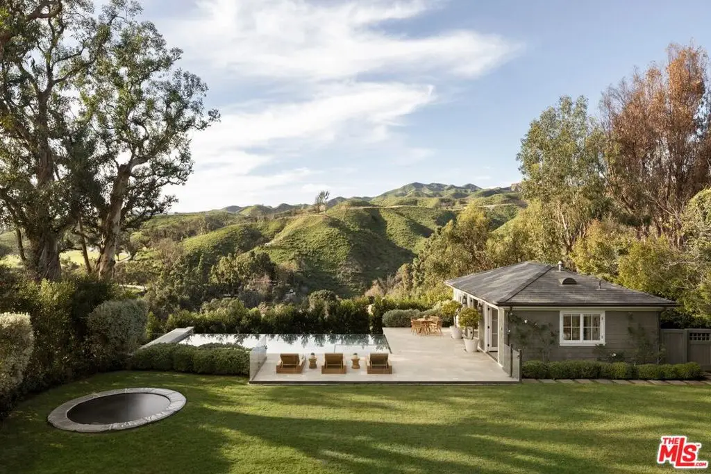 1319 Amalfi Drive, Pacific Palisades, CA 90272 - Image #1