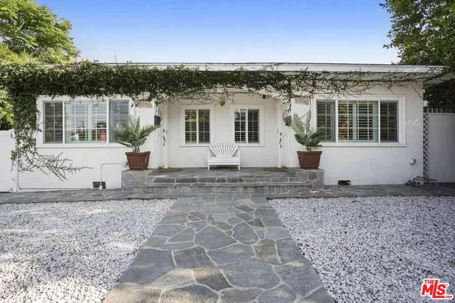 11538 La Maida Street, North Hollywood, CA 91601 - #2