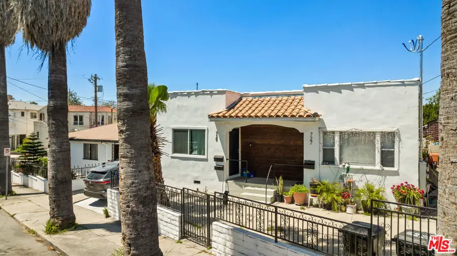 727 S St Louis Street, Los Angeles, CA 90023 - Image #2