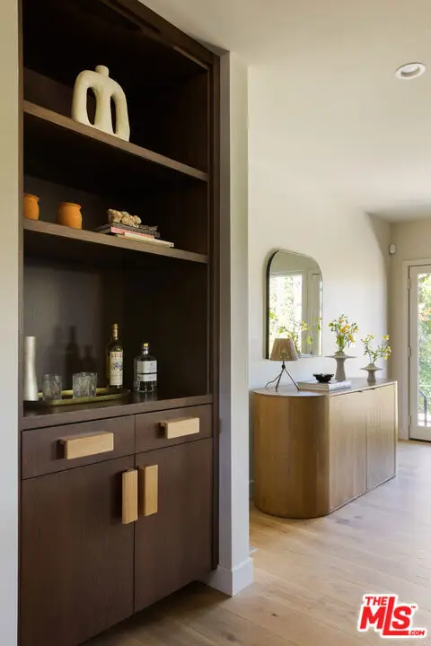 3815 Chanson Drive, Los Angeles, CA 90043 - #2