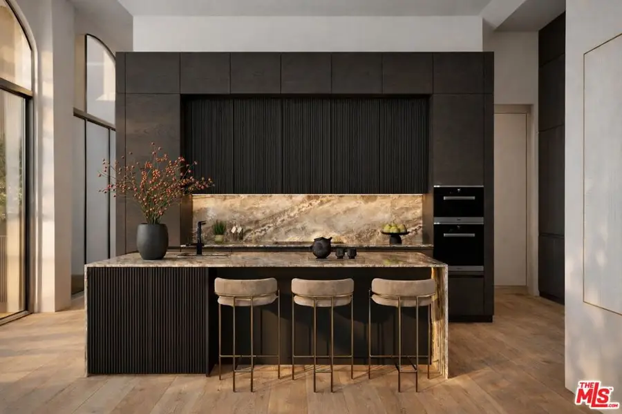 1333 S Beverly Glen Boulevard #PH A, Los Angeles, CA 90024 - Image #3