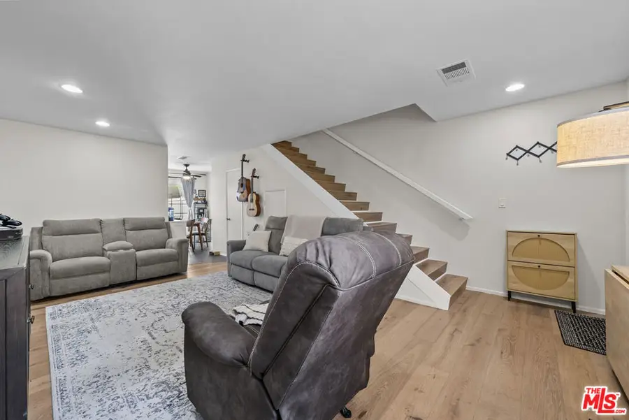 19124 Hamlin Street #4, Reseda, CA 91335 - Image #3