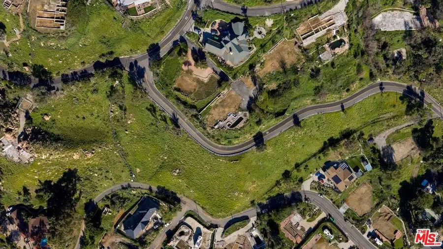 20520 Pinnacle Way, Malibu, CA 90265 - #2