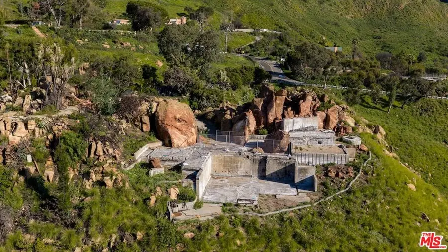20520 Pinnacle Way, Malibu, CA 90265 - #3