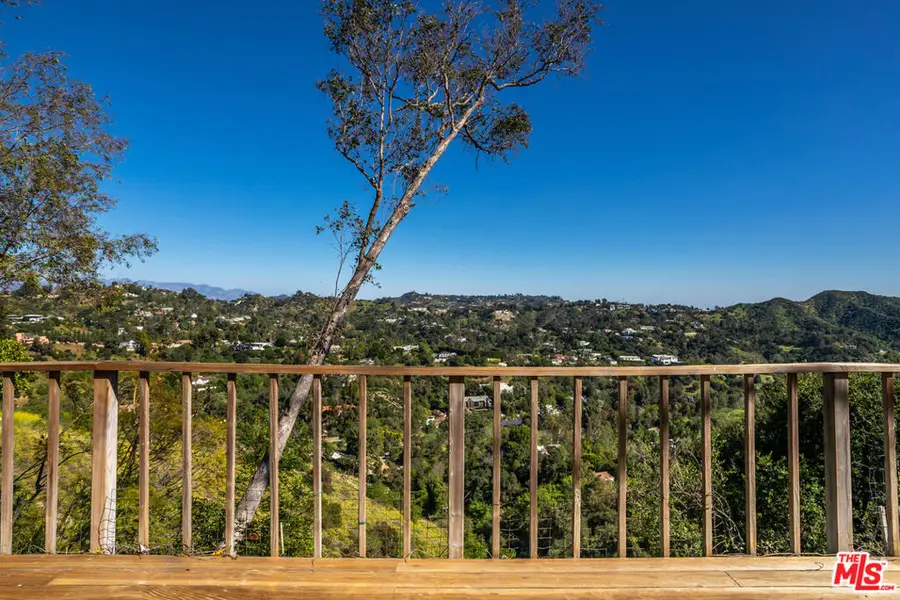 10132 Hollow Glen Circle, Los Angeles, CA 90077 - #2