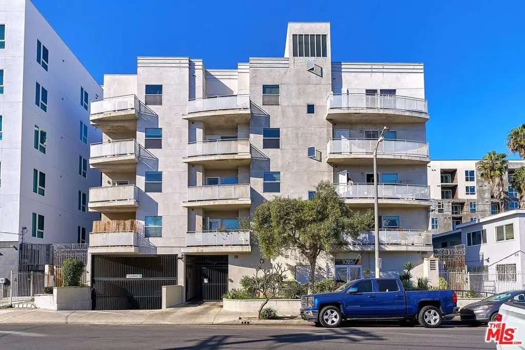 1025 Dewey Avenue #202, Los Angeles, CA 90006 - #1