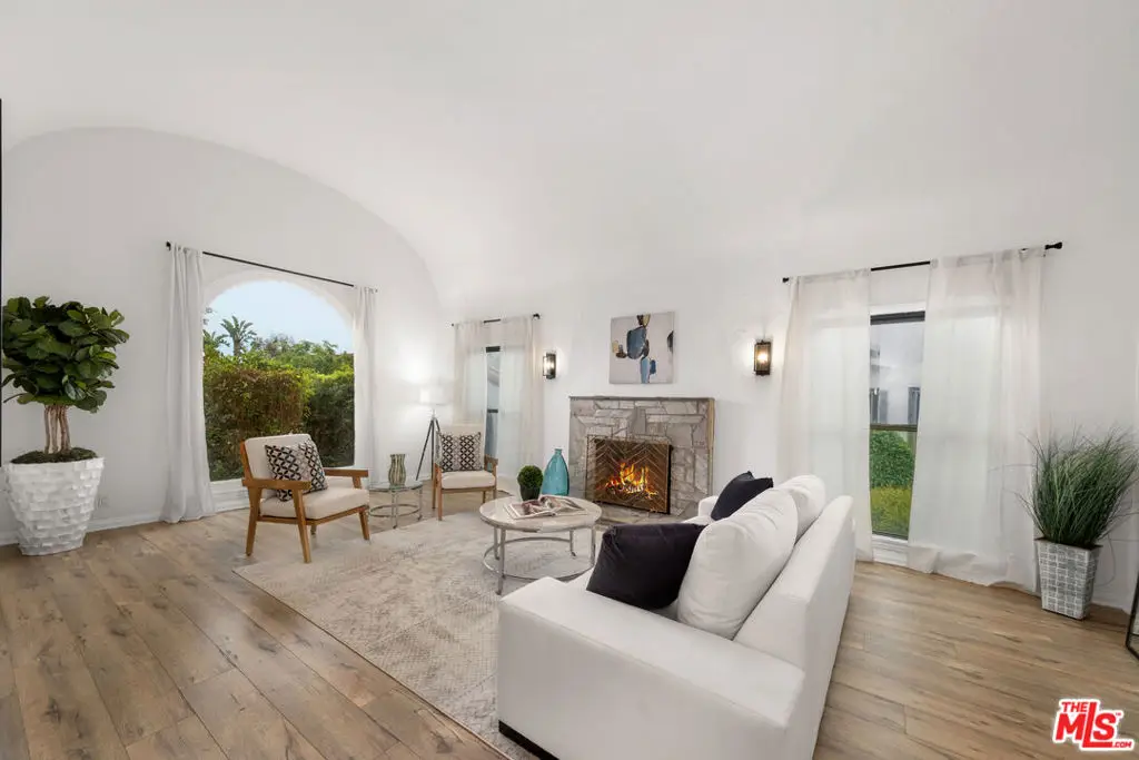 205 S Hamel Drive, Beverly Hills, CA 90211 - #1