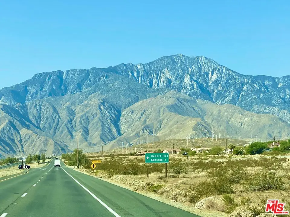 24 Carol Dr, Desert Hot Springs, CA 92240 - #1