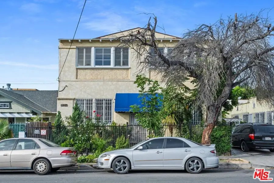 1347 N Mansfield Avenue, Los Angeles, CA 90028 - Image #2