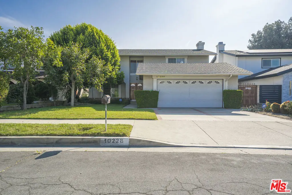 10228 Hanna Avenue, Chatsworth, CA 91311 - #1