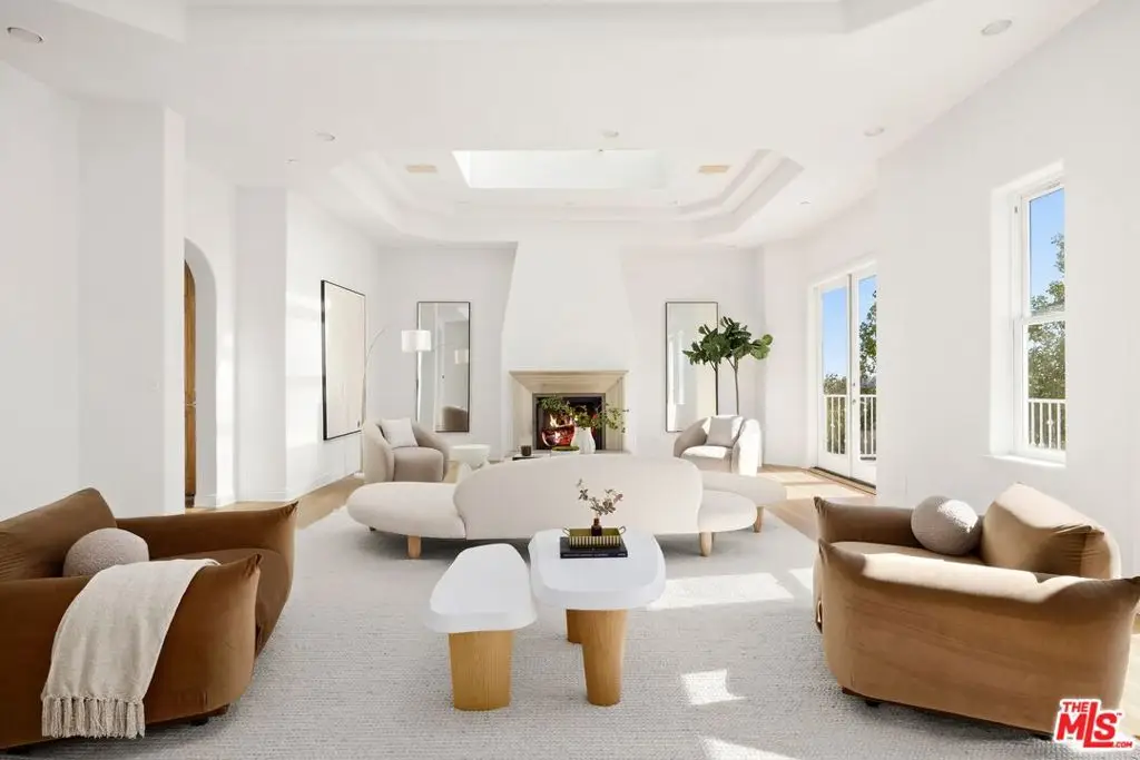 1939 Stradella Road, Los Angeles, CA 90077 - #1