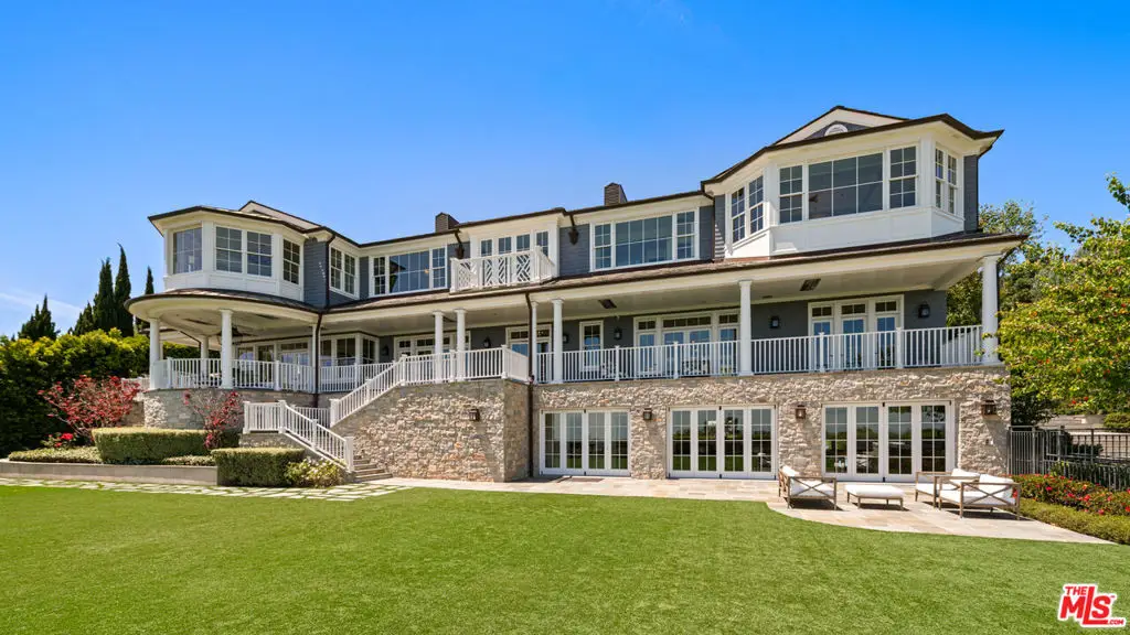 1676 Alta Mura Road, Pacific Palisades, CA 90272 - #1