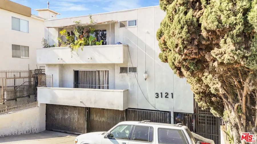 3121 S Canfield Avenue, Los Angeles, CA 90034 - Image #2