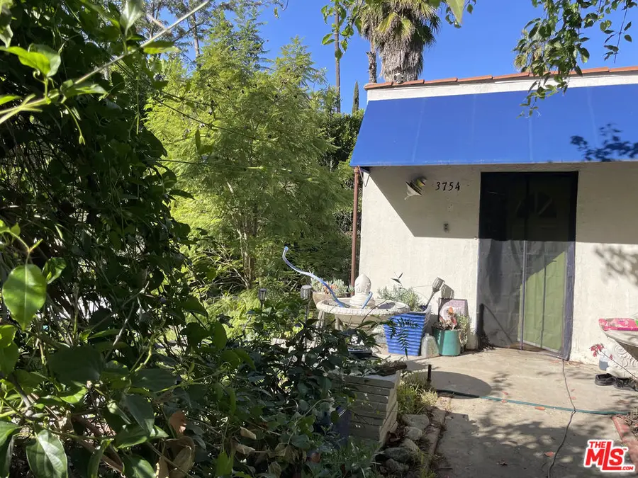 3754 Fredonia Drive, Los Angeles, CA 90068 - Image #2