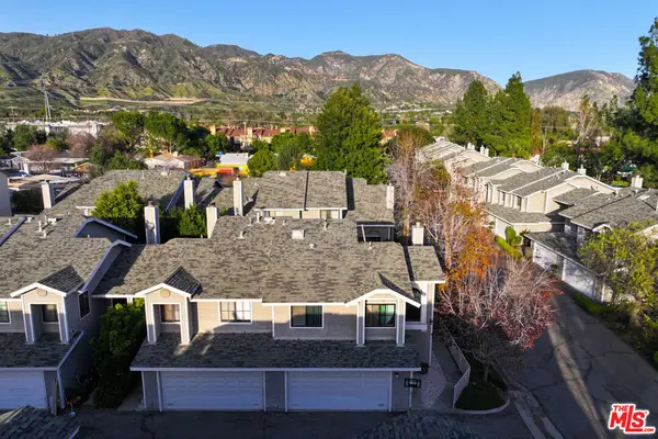 14200 Foothill Boulevard #30, Sylmar, CA 91342