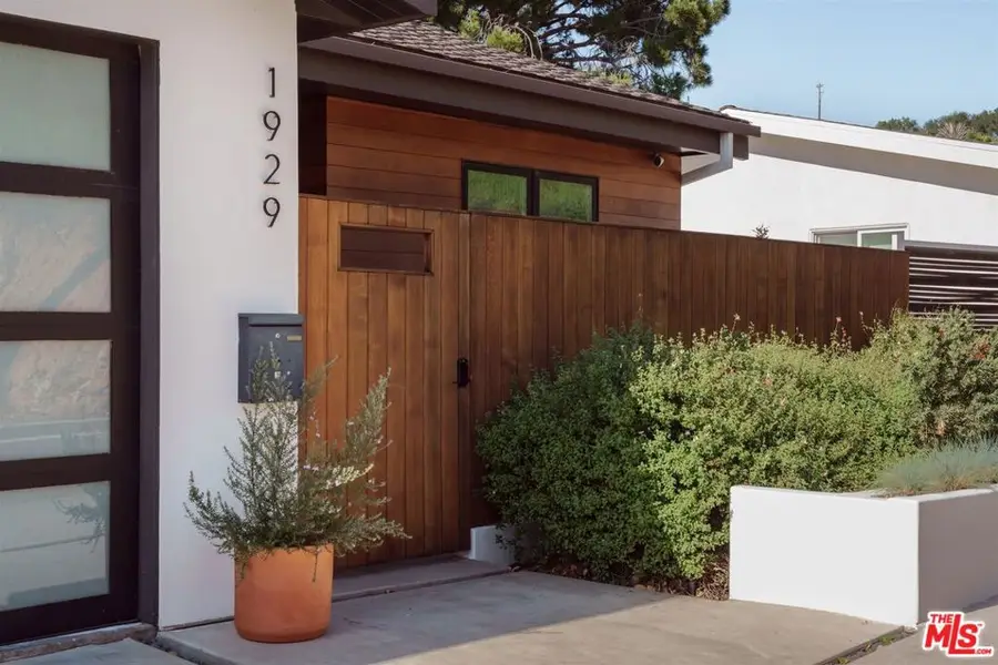 1929 Phillips Way, Los Angeles, CA 90042 - Image #2