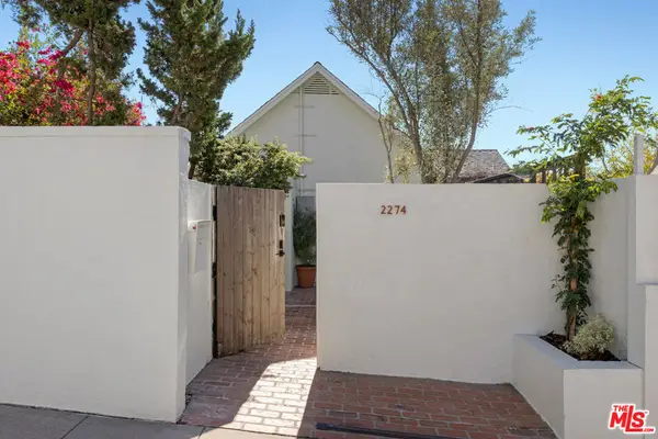 2274 Cove Avenue, Los Angeles, CA 90039