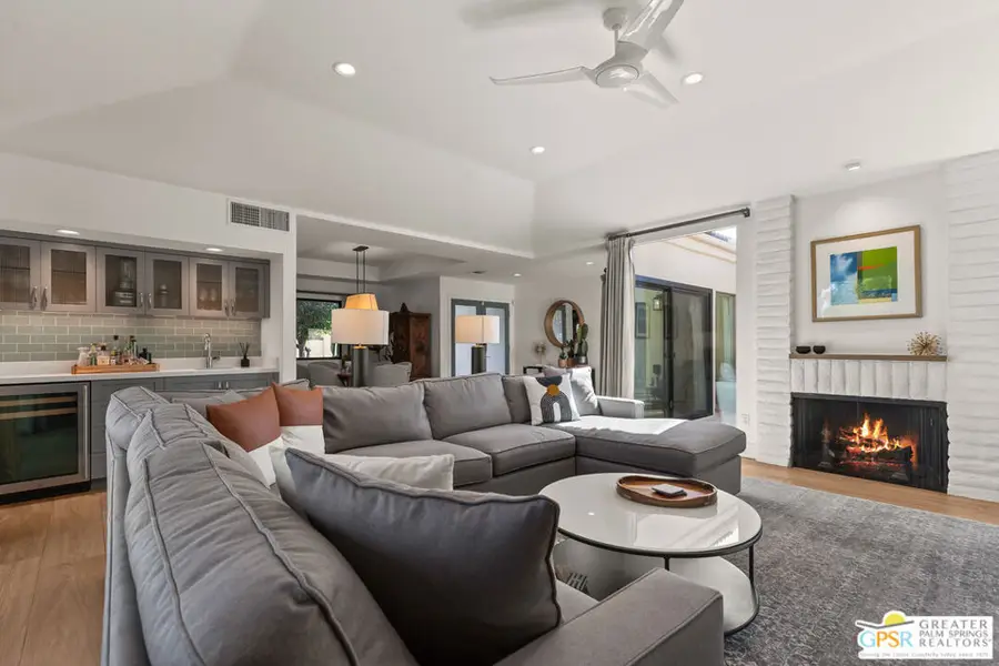 2332 Oakcrest Drive, Palm Springs, CA 92264 - Image #3