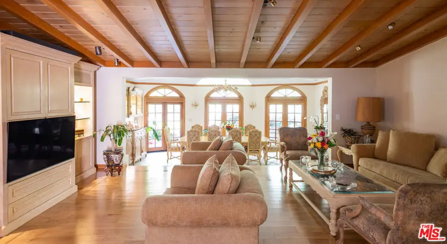 9415 Cherokee Lane, Beverly Hills, CA 90210 - #3