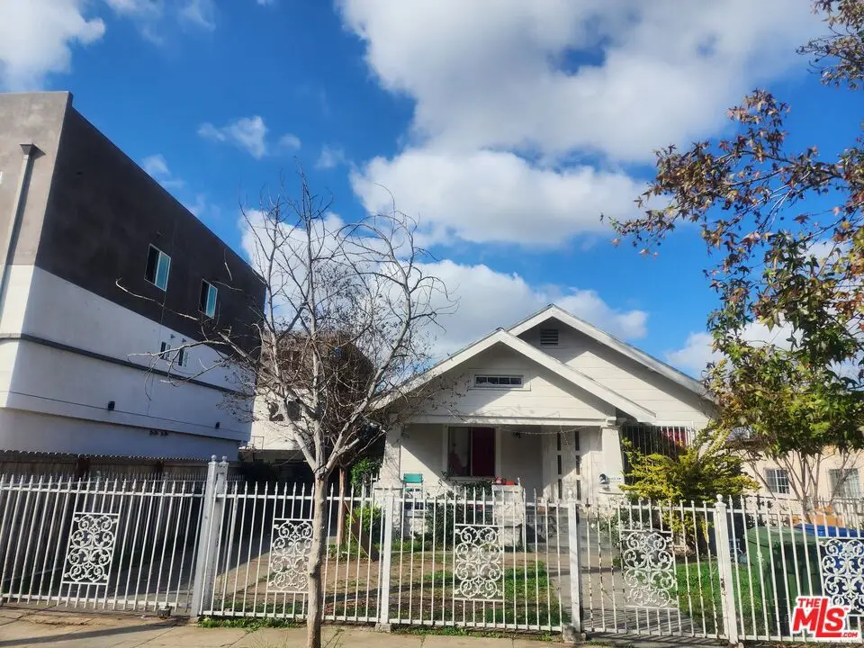 1147 S Ardmore Avenue, Los Angeles, CA 90006 - Image #1