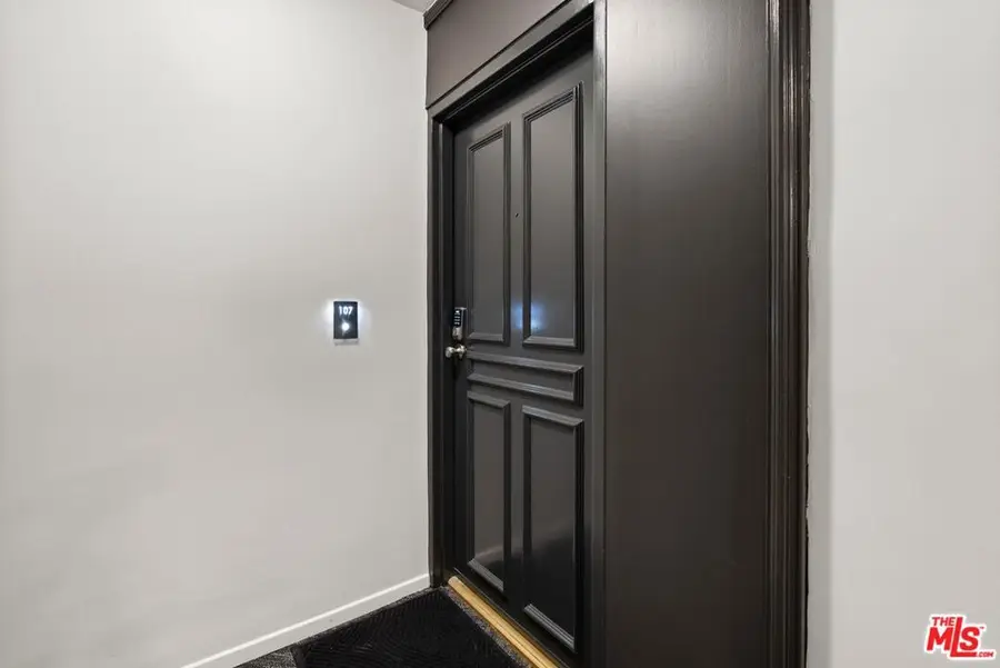 700 Westmount Drive #107, Los Angeles, CA 90069 - #3