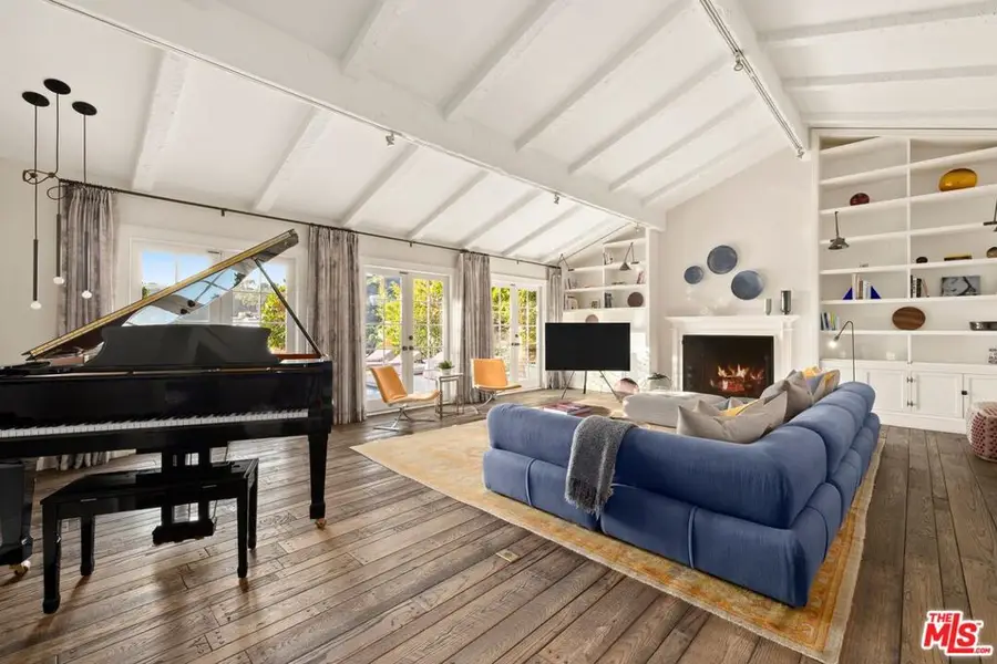 1441 Oriole Drive, Los Angeles, CA 90069 - Image #3