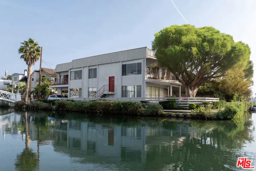 2300 Grand Canal, Venice, CA 90291 - Image #2