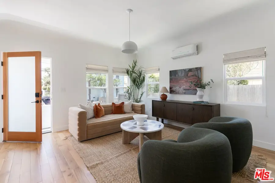 4437 Lockwood Avenue, Los Angeles, CA 90029 - #2