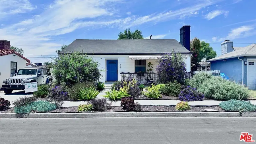 3801 Sutro Avenue, Los Angeles, CA 90008 - #2