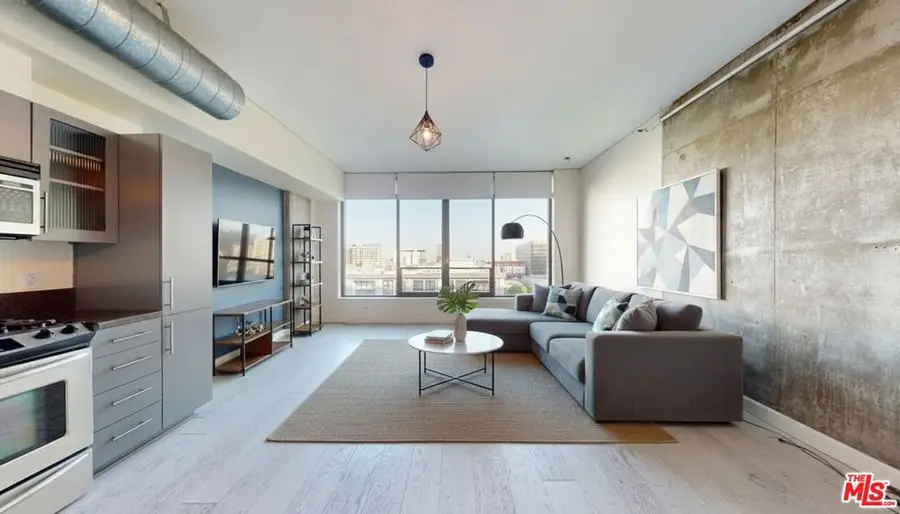 1111 S Grand Avenue #1014, Los Angeles, CA 90015 - #2