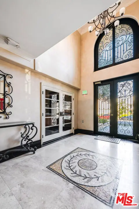 12026 Hoffman Street #104, Studio City, CA 91604 - #3