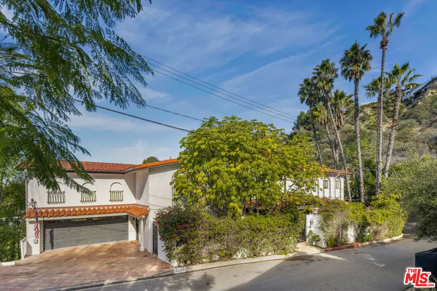 2299 Gloaming Way, Beverly Hills, CA 90210 - Image #2