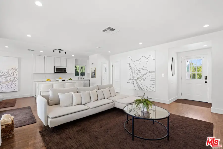 19833 Bassett Street, Winnetka, CA 91306 - #3