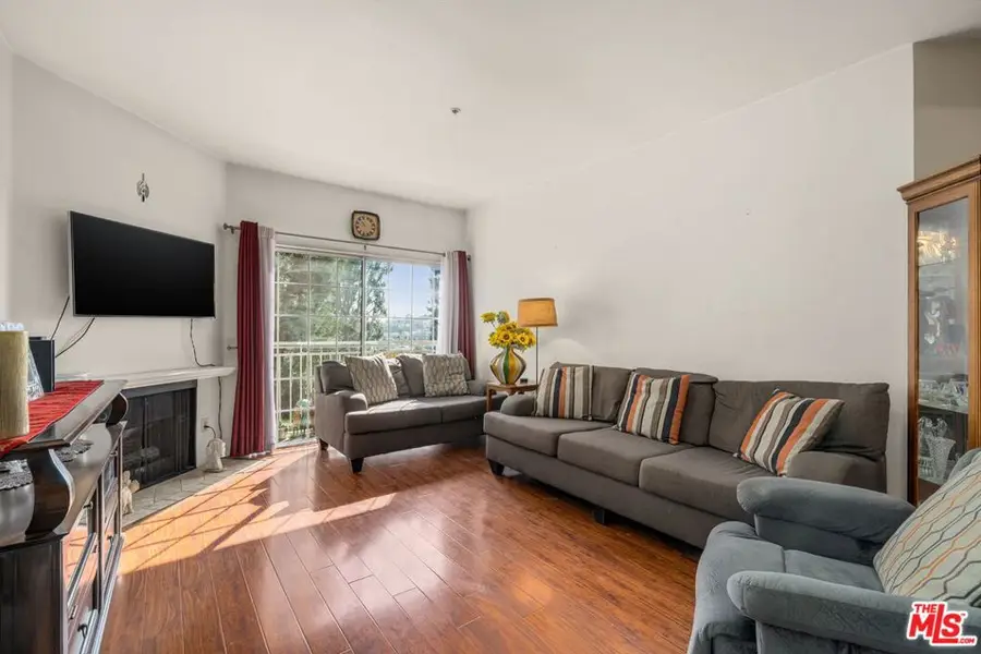 4750 Templeton Street #1104, Los Angeles, CA 90032 - #2