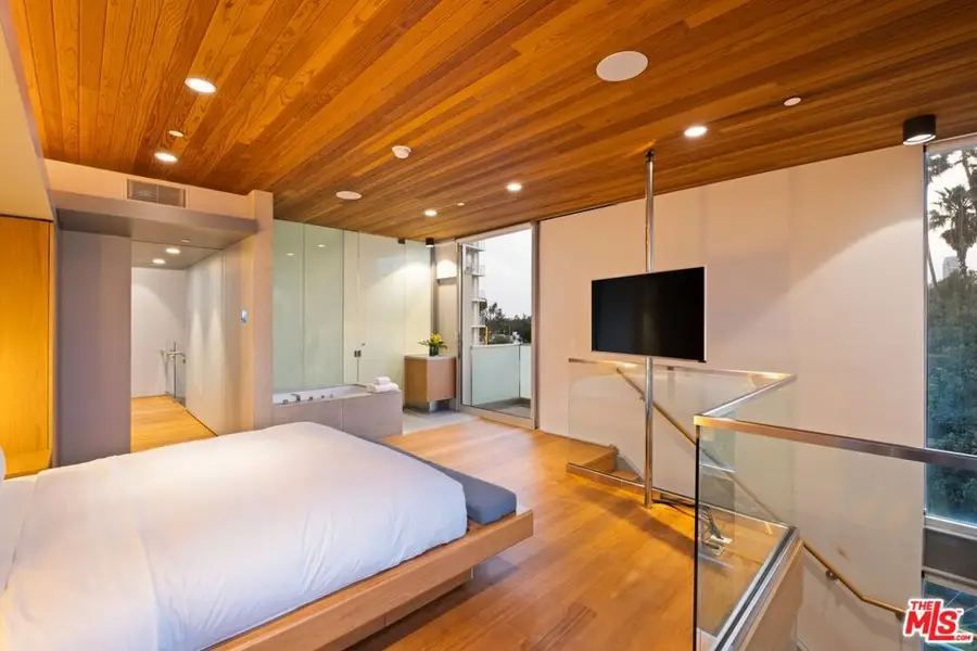 1257 Edris Drive, Los Angeles, CA 90035 - Image #3