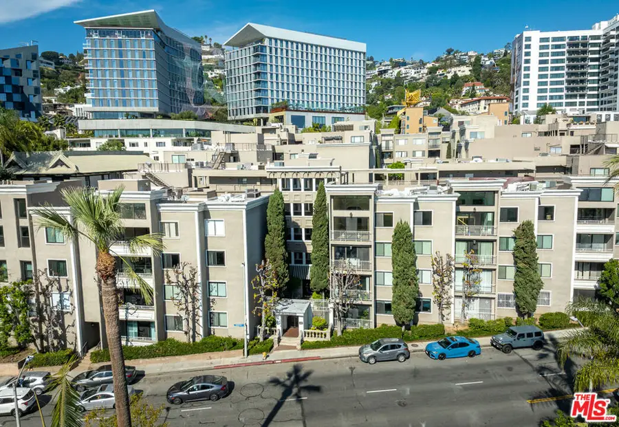 8455 Fountain Avenue #302, West Hollywood, CA 90069 - #2