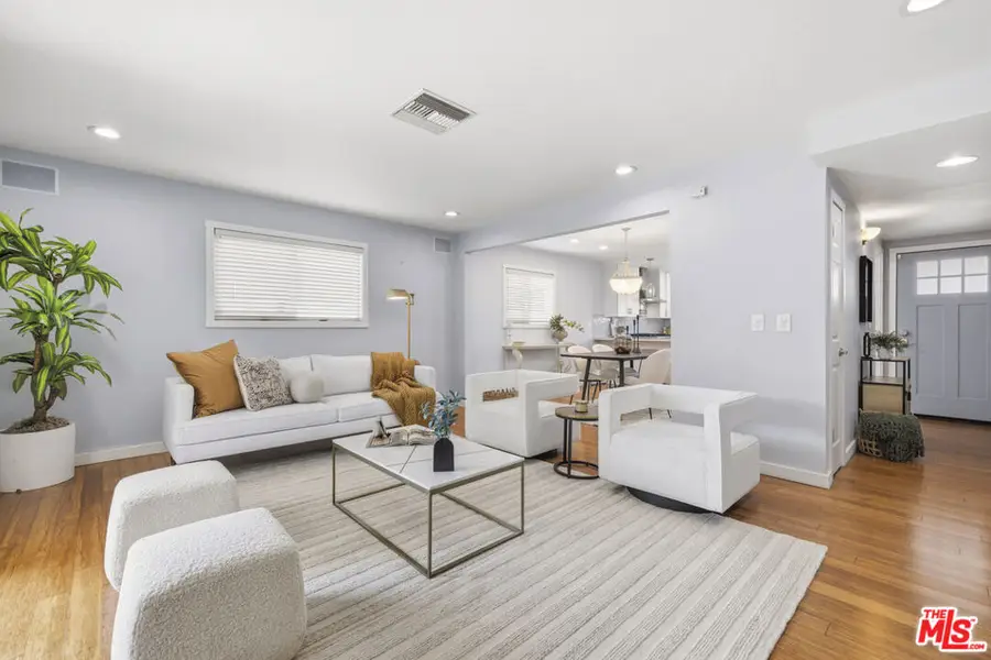 10430 Owensmouth Avenue, Chatsworth, CA 91311 - #3