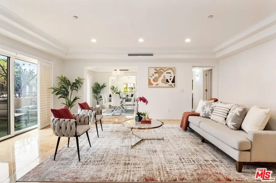 871 Granville Avenue #101, Los Angeles, CA 90049 - #3