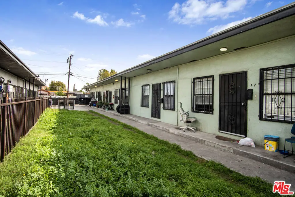 15412 S Atlantic Avenue, Compton, CA 90221 - Image #1
